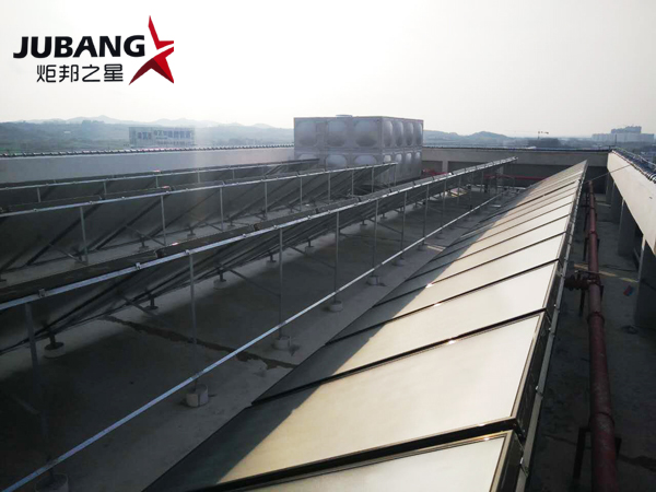 太阳能热水器.jpg 太阳能热水器.jpg